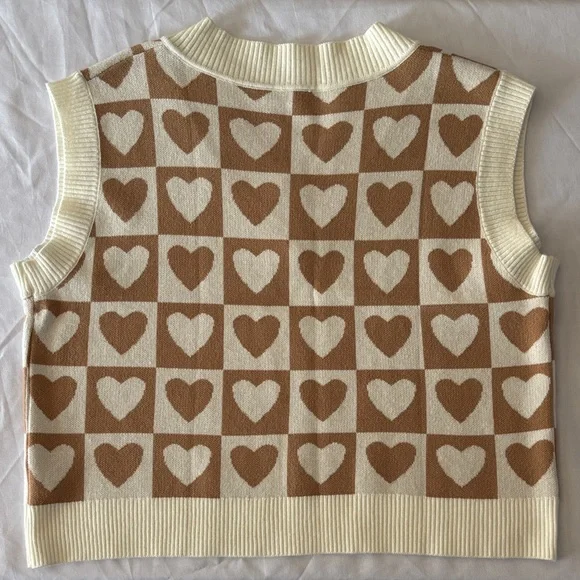 heart sweater vest - Picture 3 of 4